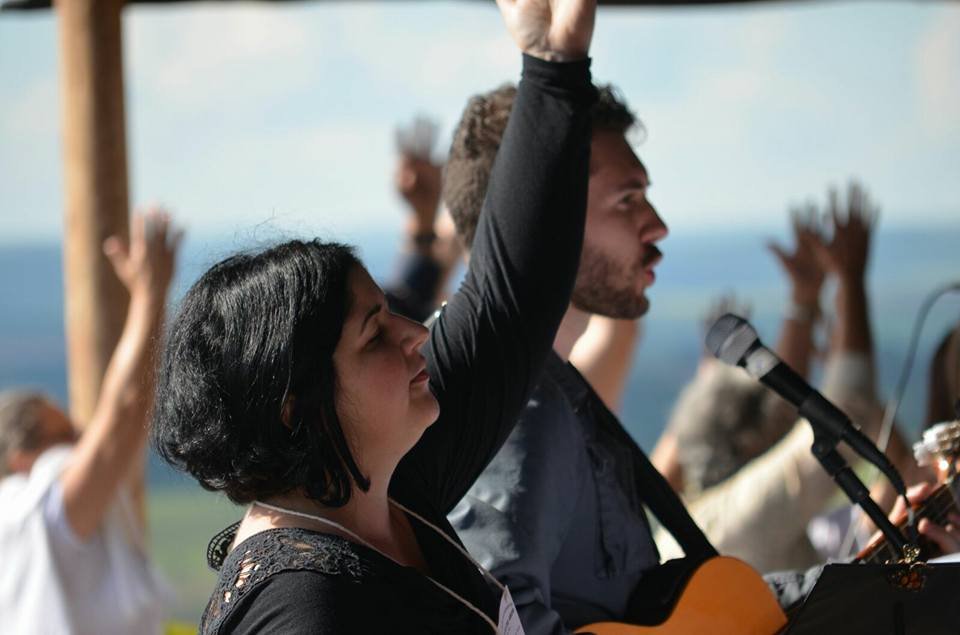 CD faz um convite a reflexão sobre a arte o amor