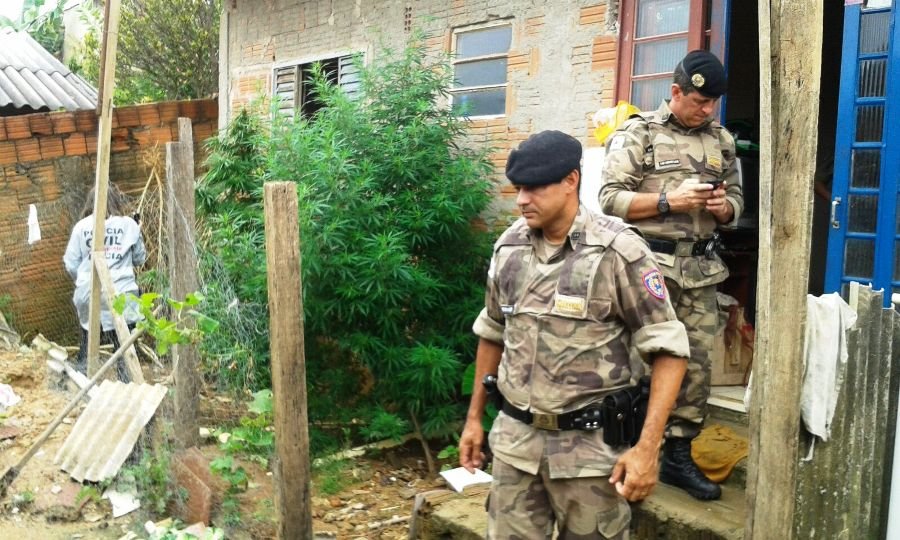 Apreensão foi feita após denúncia anônima via 190 - foto Márcio Pinto