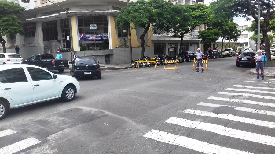 Interdição deve ir até o fim da tarde