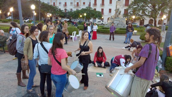 Ato aconteceu na Praça Pedro Sanches - Foto Mantiqueira